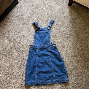 Overall dress